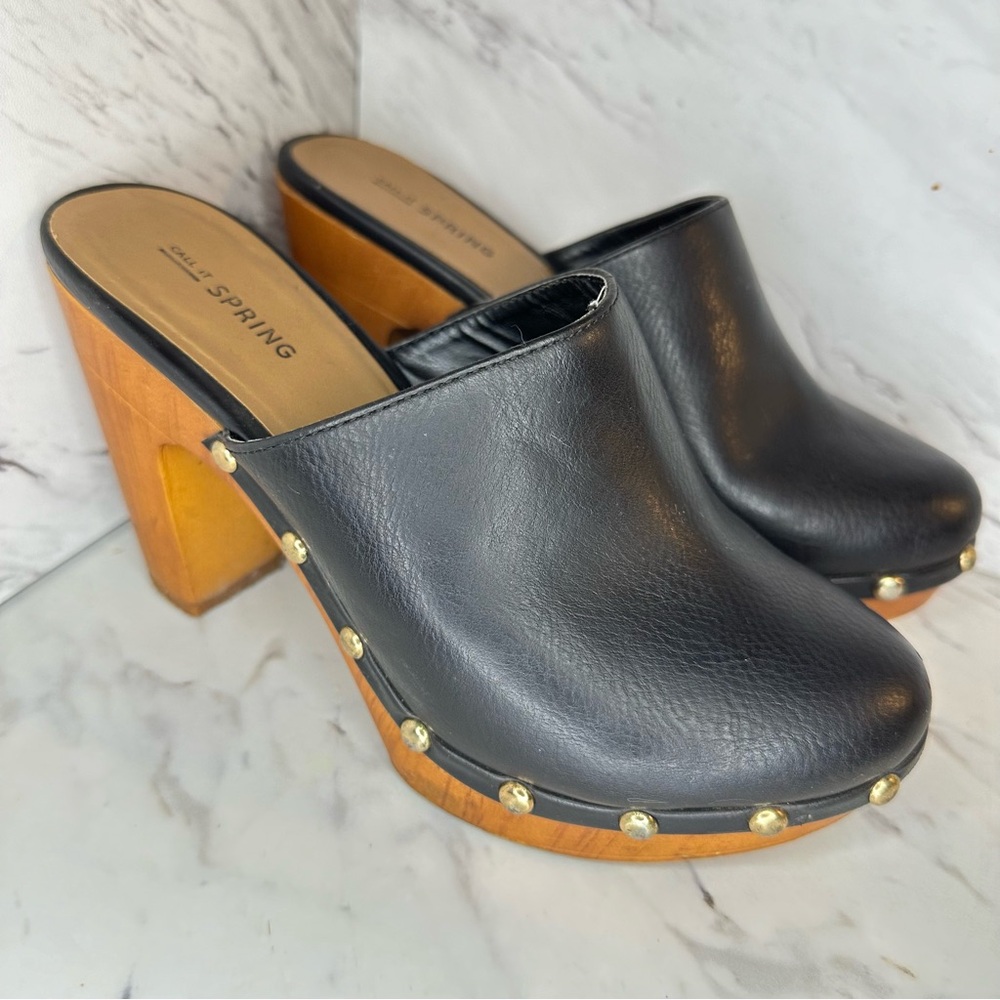 Faux Leather High-Heeled Clogs - Black with Wooden Platform - Size 7.5